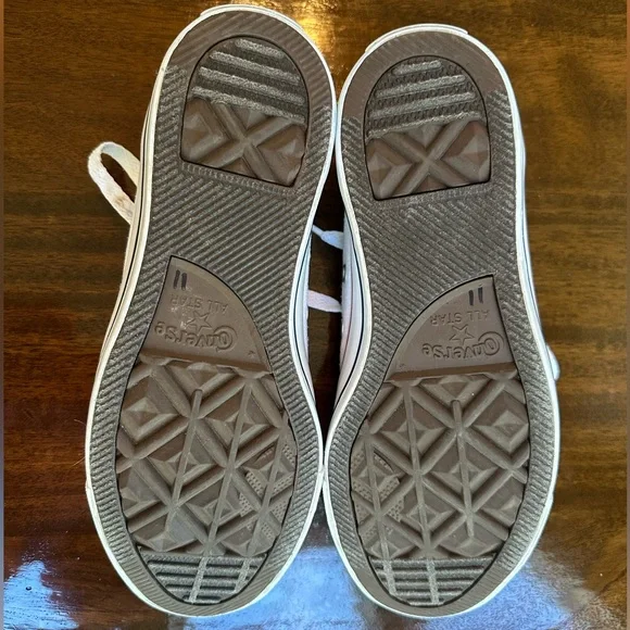 Converse Chuck Taylor All-Star Low-Top Sneakers - Picture 8 of 11